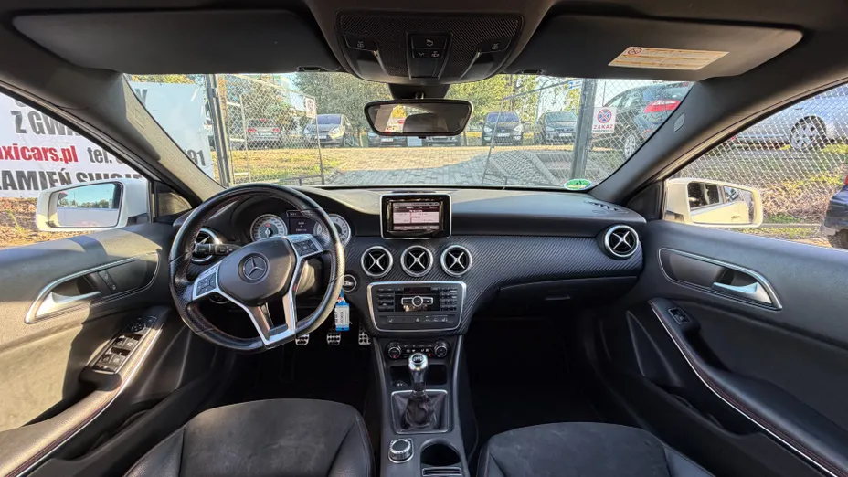 MERCEDES-BENZ A Klasa A 180 AMG Line