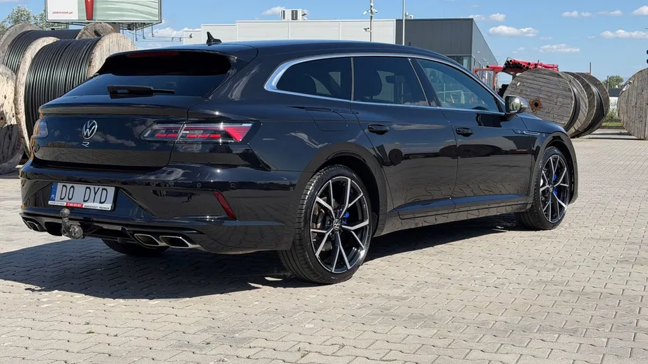 VOLKSWAGEN Arteon Arteon 2.0 TSI 4Motion R DSG