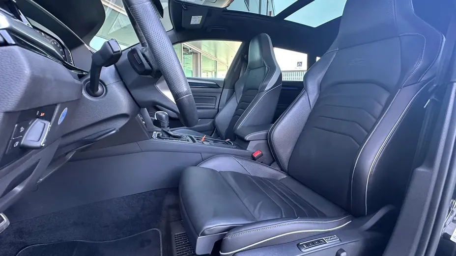 VOLKSWAGEN Arteon -