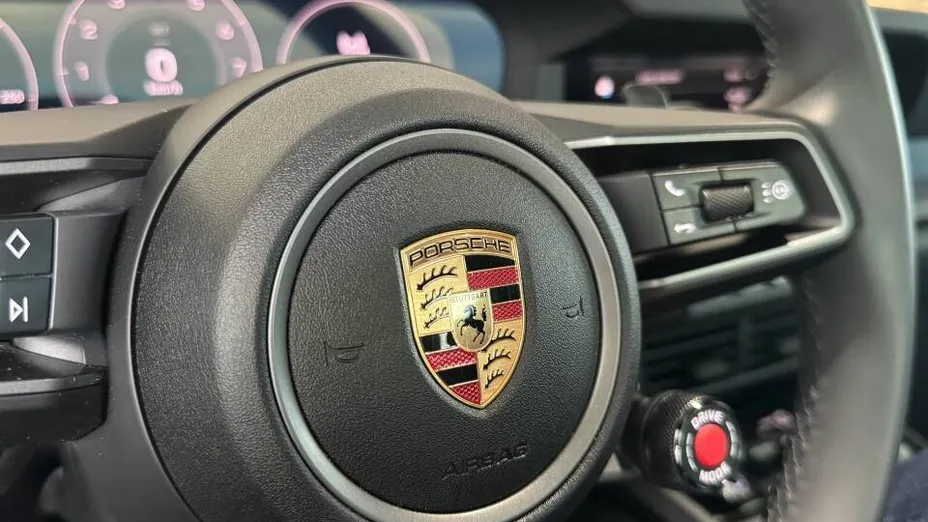 PORSCHE 911 911 Carrera