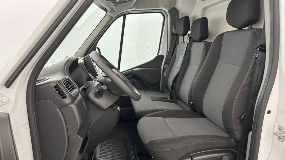 RENAULT Trafic -
