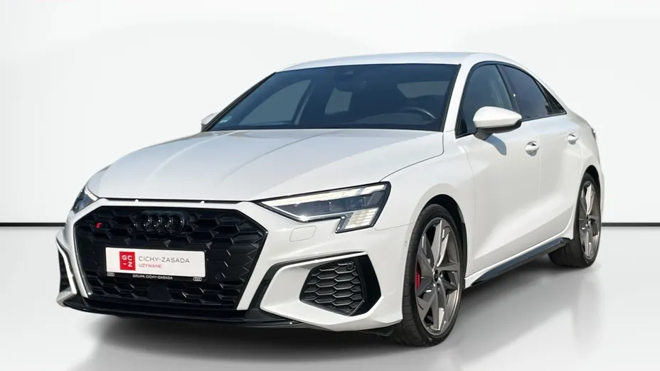 AUDI S3 Limousine -