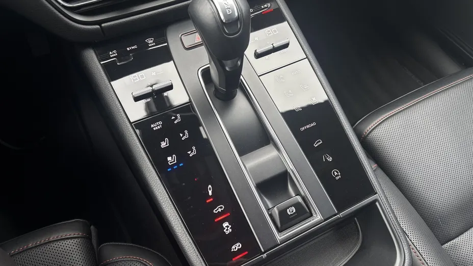 PORSCHE Macan Macan GTS