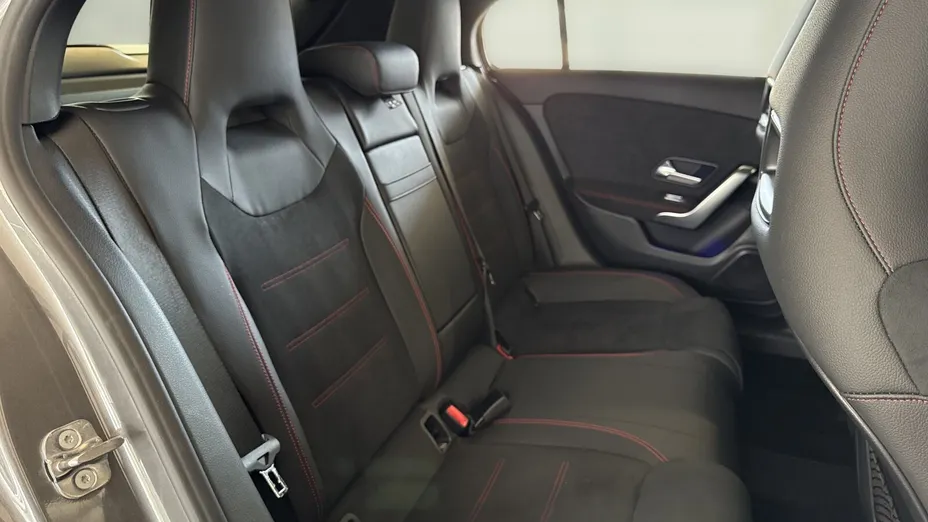 MERCEDES-BENZ A Klasa A 200 AMG Line 7G-DCT