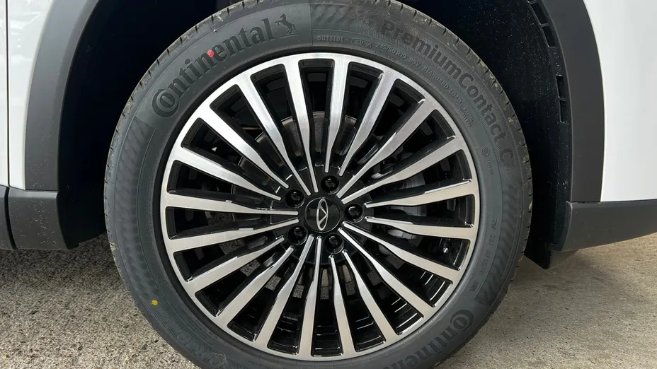 CHERY Tiggo 8 Tiggo 8 1.6 T-GDI Comfort DCT