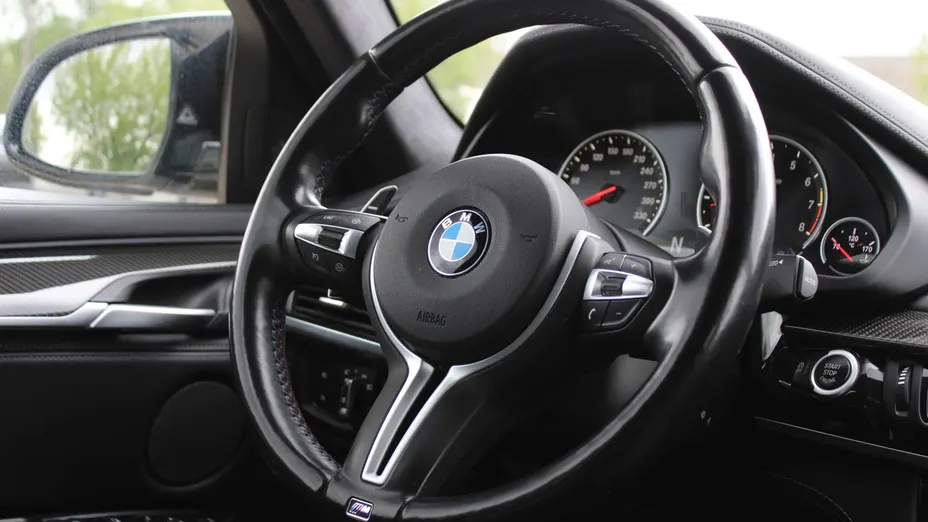 BMW X6 M -