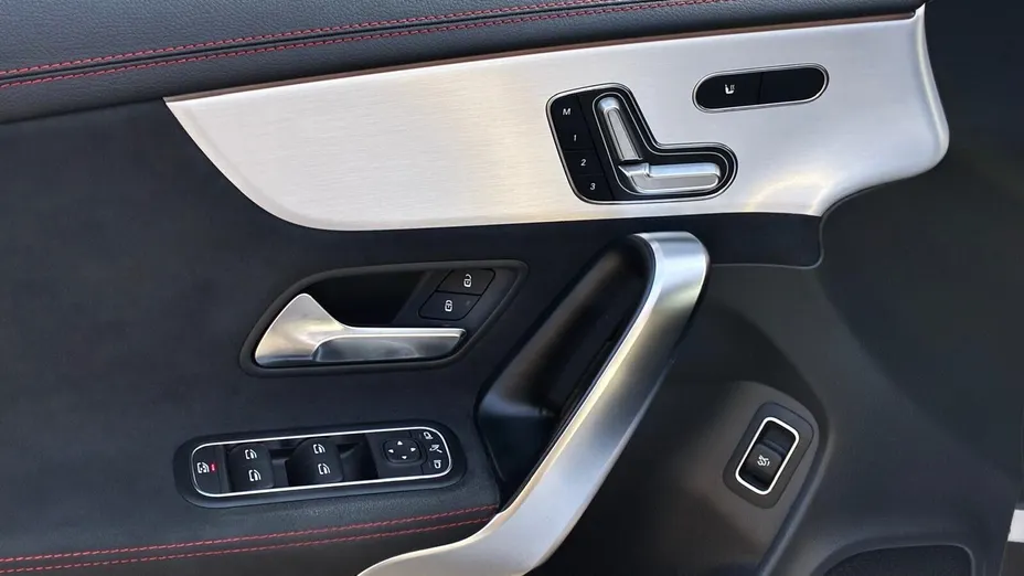 MERCEDES-BENZ CLA CLA 250 4-Matic 7G-DCT