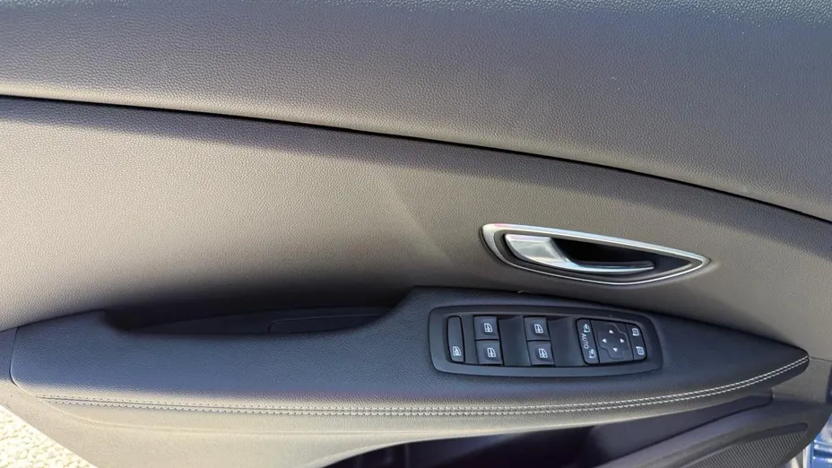 RENAULT Scenic -