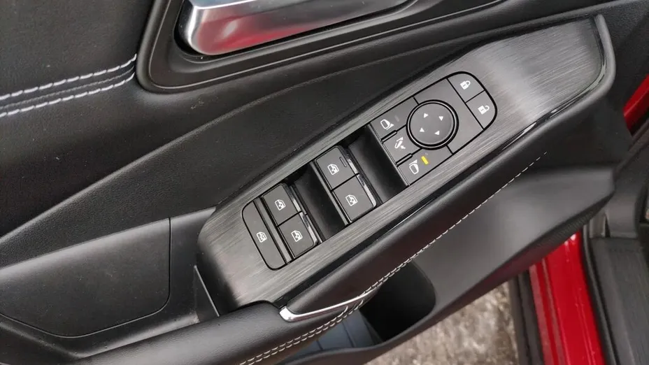 NISSAN Qashqai Qashqai 1.3 DIG-T mHEV N-Connecta