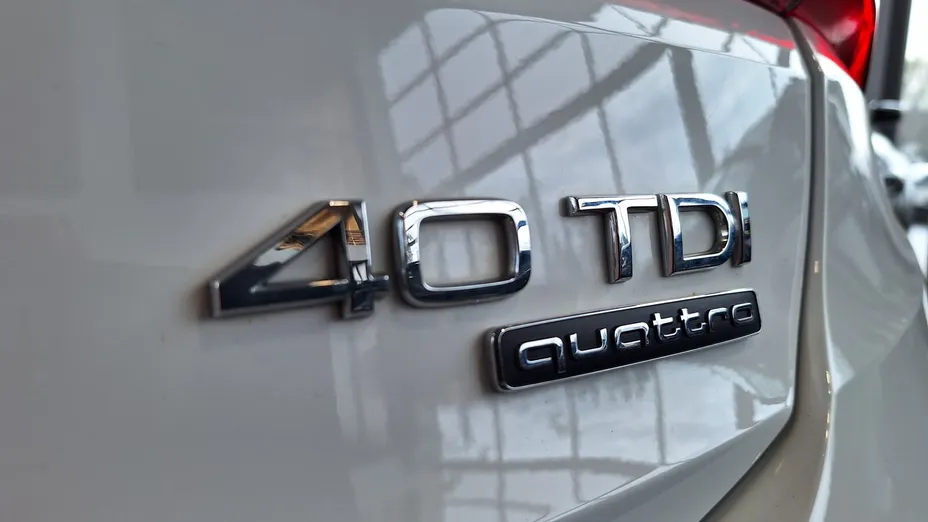 AUDI Q3 Q3 40 TDI Quattro S Line S tronic