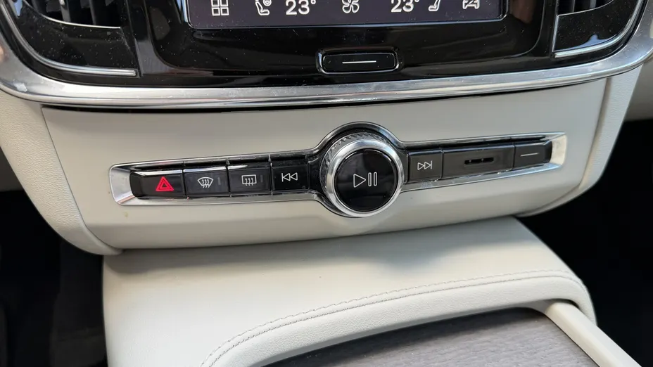 VOLVO V90 V90 B4 D Plus Dark aut