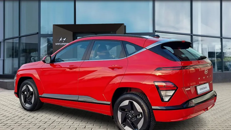 HYUNDAI Kona -