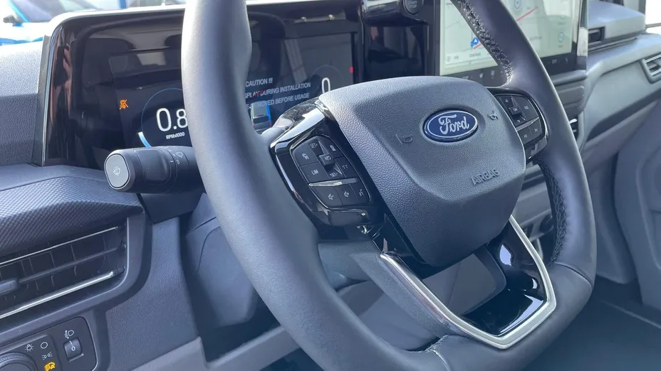 FORD Transit Custom Transit Custom 2.0 EcoBlue 320 L2H1 Limited Aut. Nowy