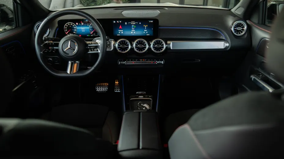 MERCEDES-BENZ GLB GLB 220 mHEV 4-Matic AMG Line 8G-DCT