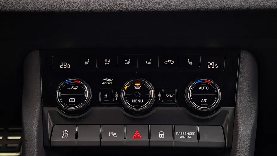 SKODA Karoq Karoq 2.0 TDI SCR 4x4 Sportline DSG