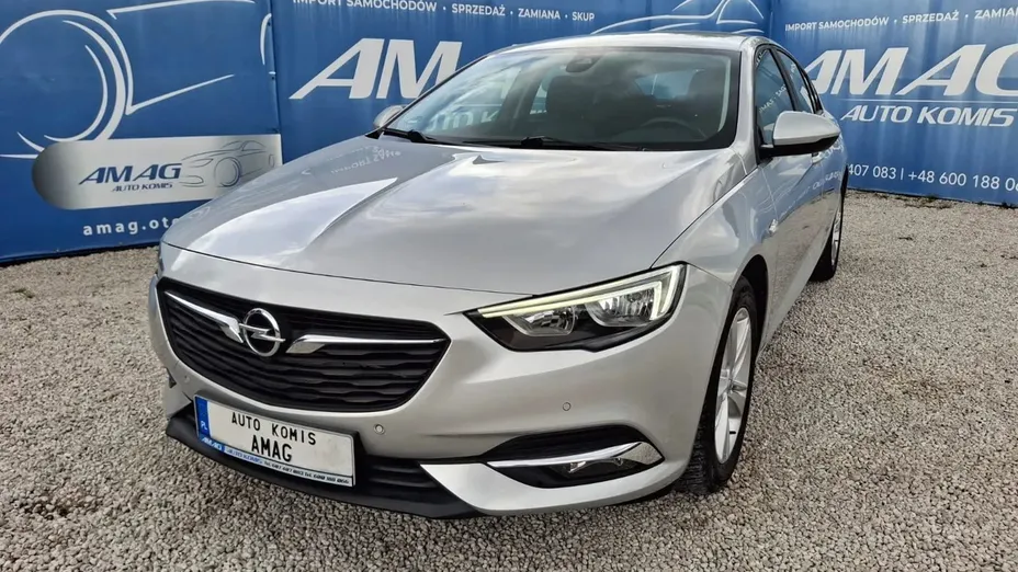 OPEL Insignia -