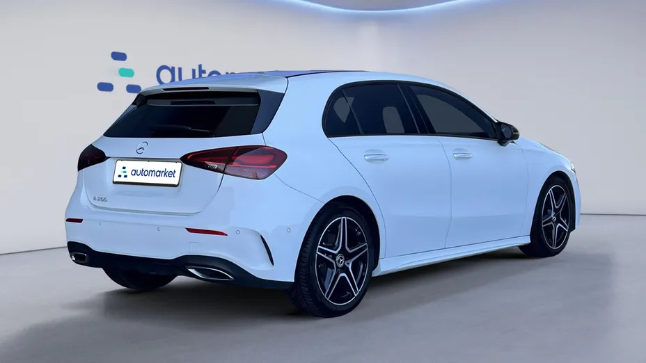 MERCEDES-BENZ A Klasa A 200 AMG Line 7G-DCT