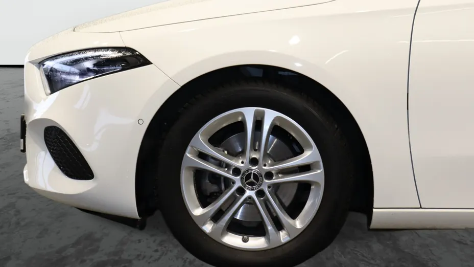 MERCEDES-BENZ A Klasa A 180 Progressive 7G-DCT