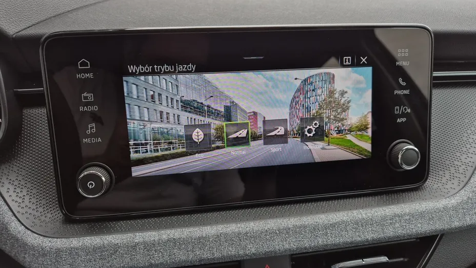 SKODA Scala Scala 1.0 TSI Drive DSG Nowy