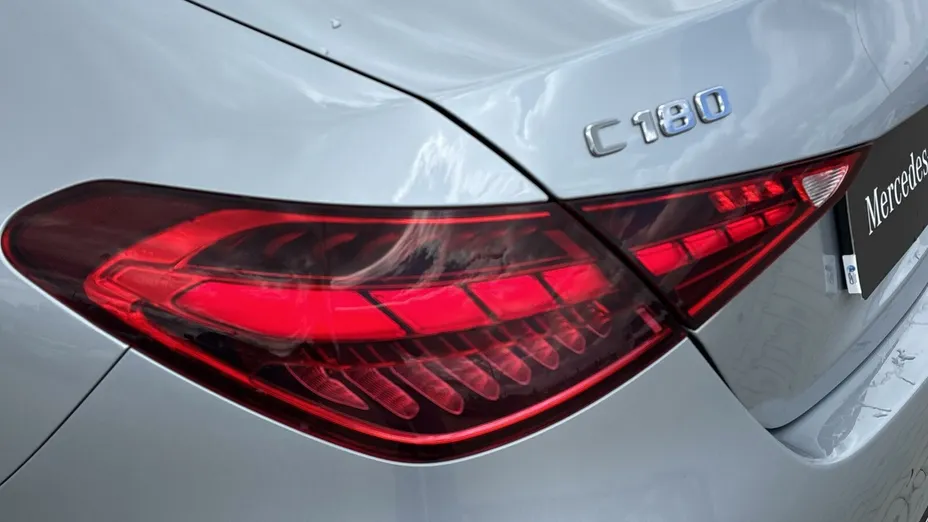 MERCEDES-BENZ C Klasa C 180 mHEV AMG
