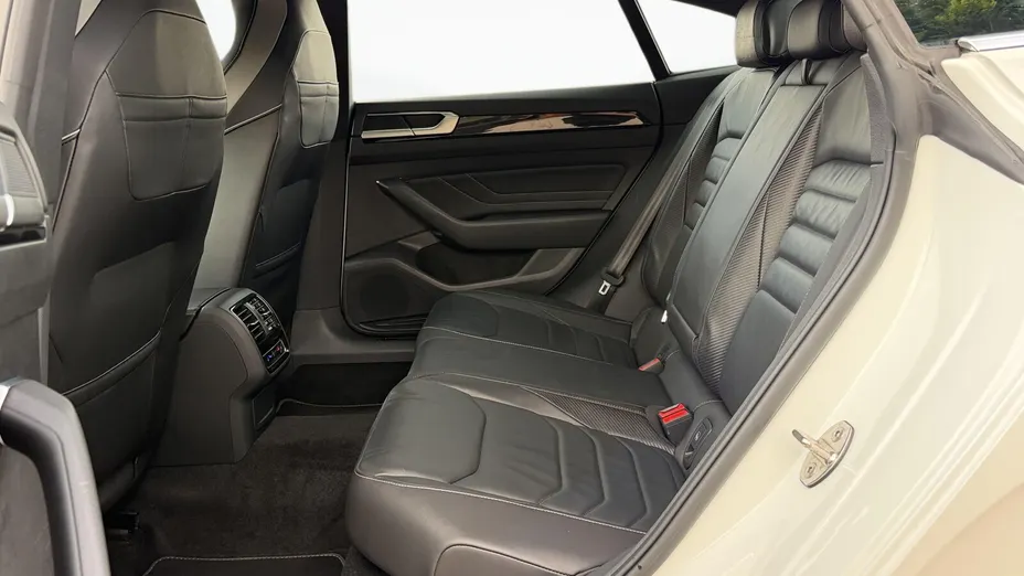 VOLKSWAGEN Arteon Arteon 2.0 TDI 4Motion R-Line DSG