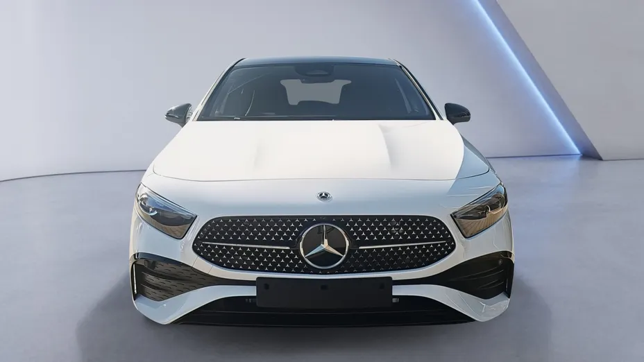 MERCEDES-BENZ A Klasa A 220 4-Matic AMG Line 8G-DCT