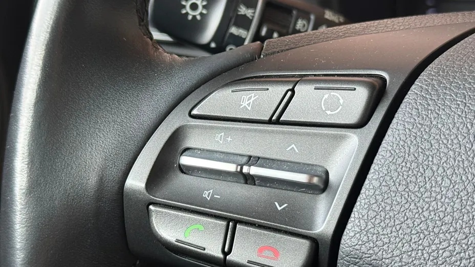 HYUNDAI i30 i30 1.4 Classic +