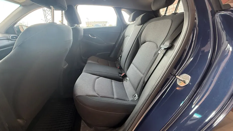 HYUNDAI i30 i30 1.4 Classic +