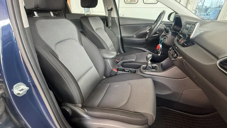 HYUNDAI i30 i30 1.4 Classic +