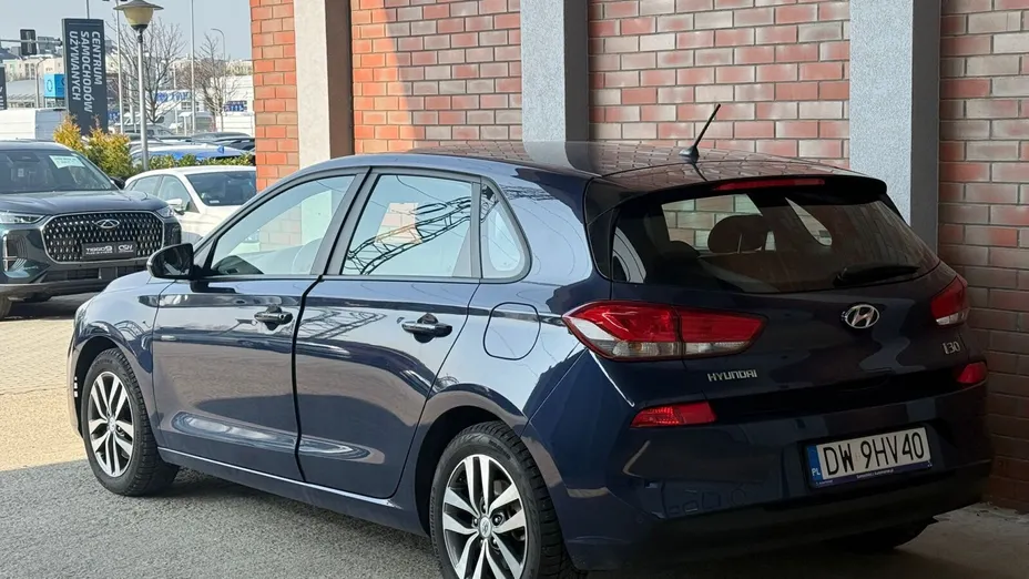 HYUNDAI i30 i30 1.4 Classic +