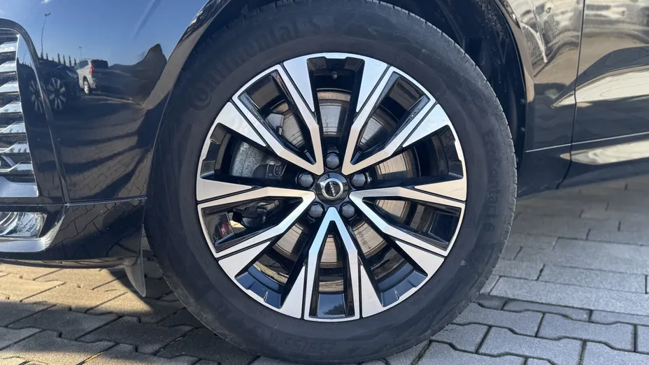 VOLVO XC60 XC60 B4 D AWD Plus Dark aut