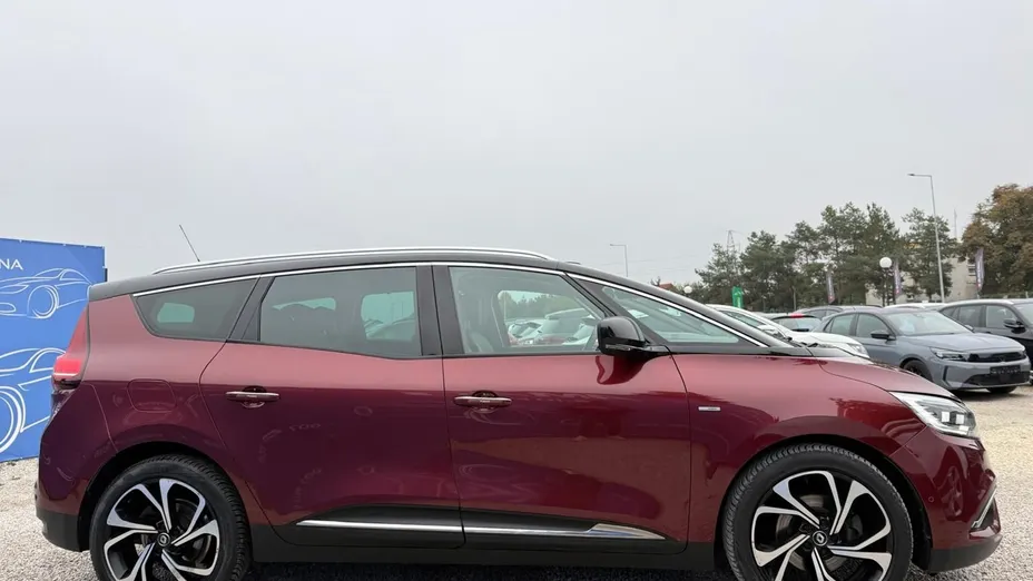 RENAULT Scenic -