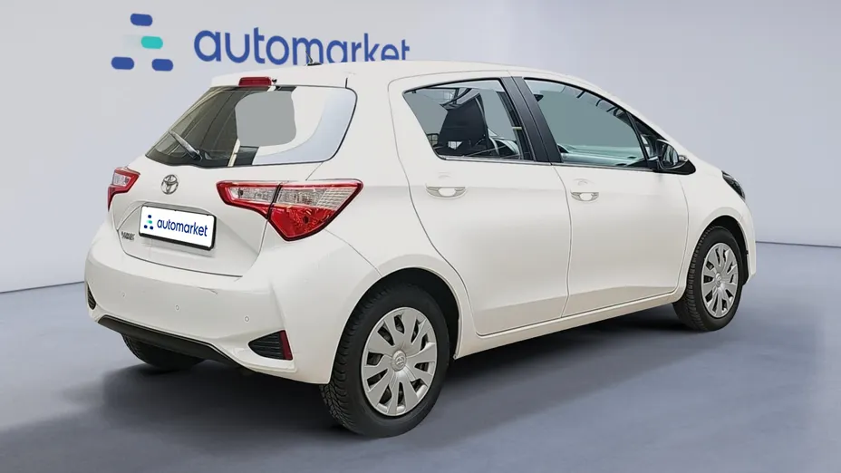 TOYOTA Yaris Yaris 1.5 Active