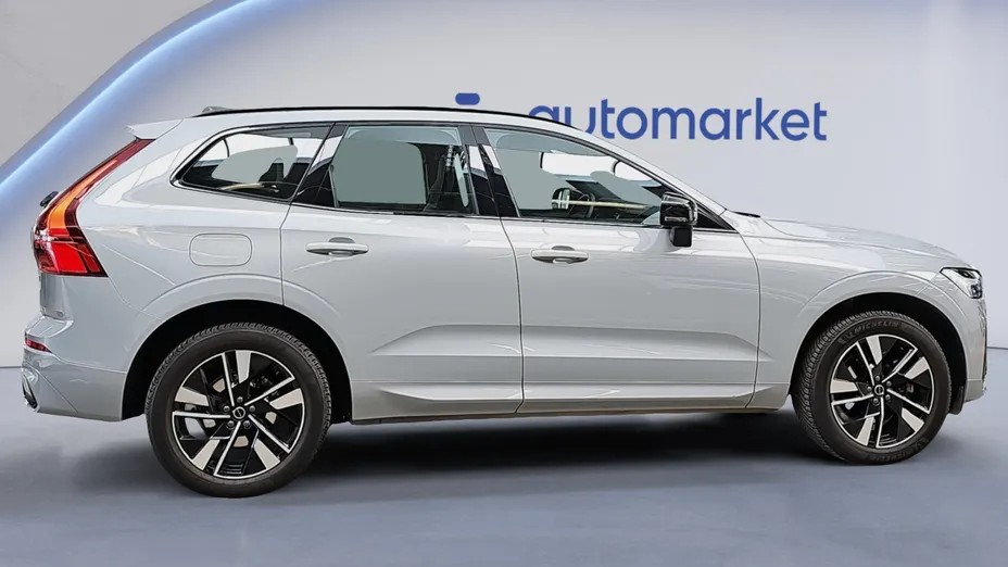 VOLVO XC60 XC60 B5 B AWD Plus Dark aut