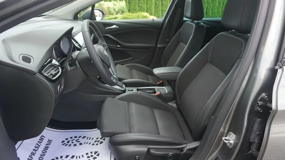 OPEL Astra -