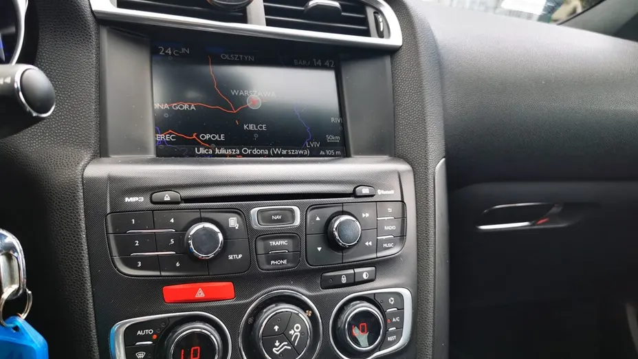 CITROEN DS4 -