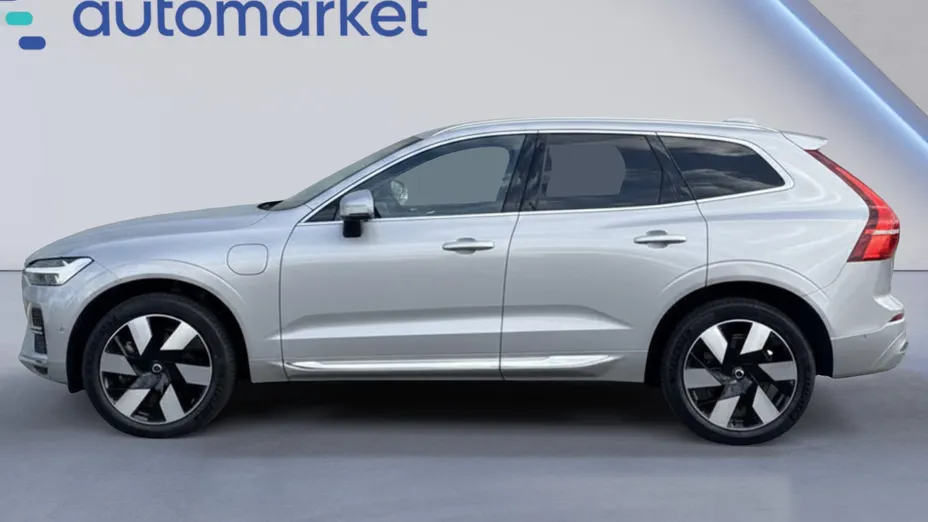 VOLVO XC60 XC60 T6 Plug-In Hybrid AWD Ultra Bright aut