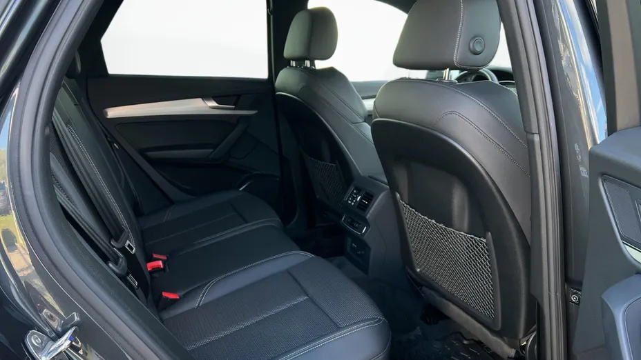 AUDI Q5 -