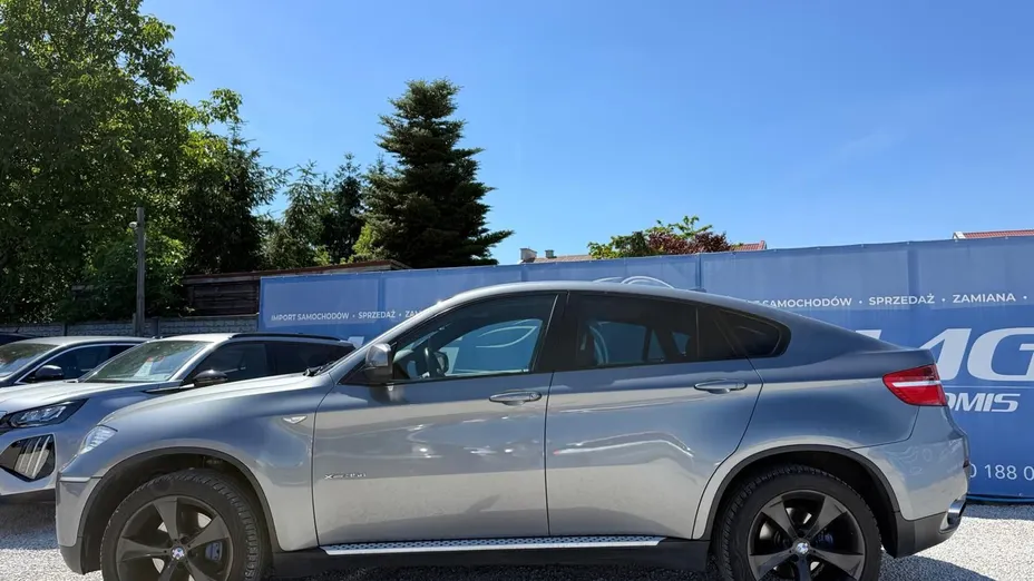 BMW X6 -
