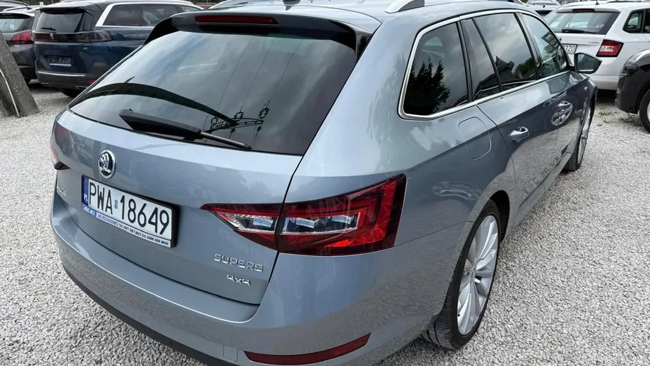 SKODA Superb Superb 2.0 TDI SCR 4x4 Ambition DSG