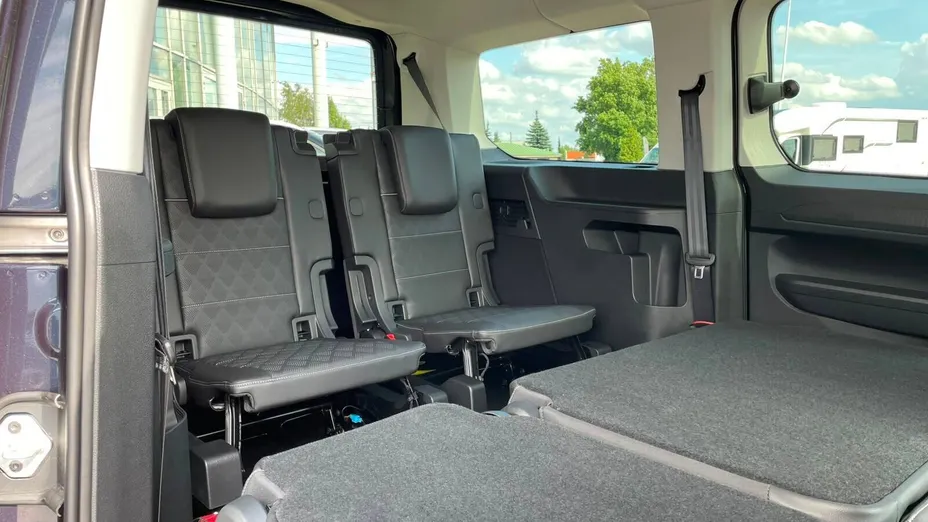 FORD Tourneo Connect Grand Tourneo Connect 1.5 PHEV Titanium aut Nowy