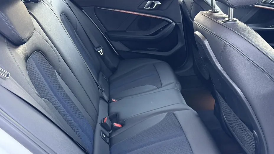 BMW Seria 1 118i M Sport aut