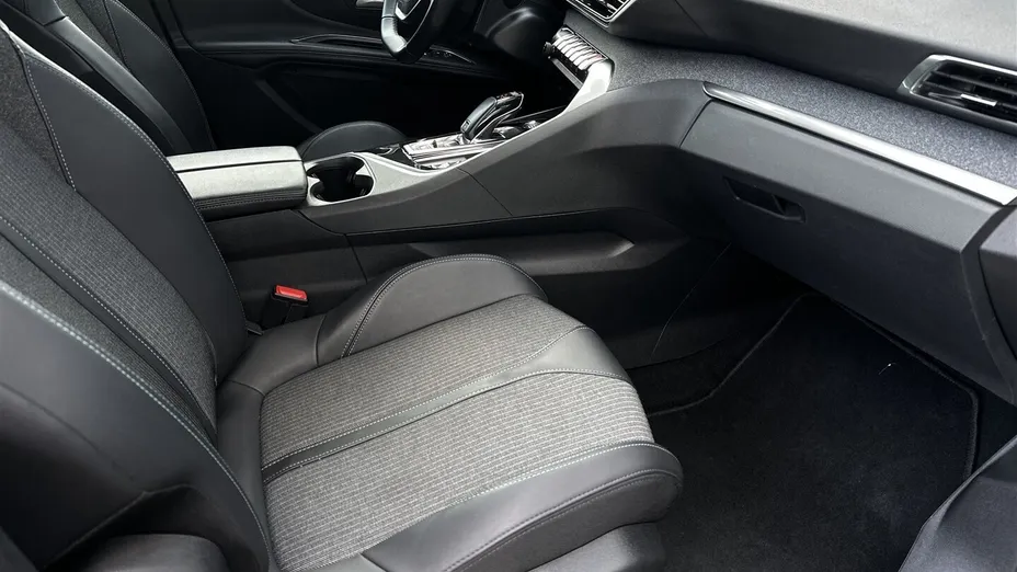 PEUGEOT 3008 3008 1.5 BlueHDi Allure Pack S&S EAT8