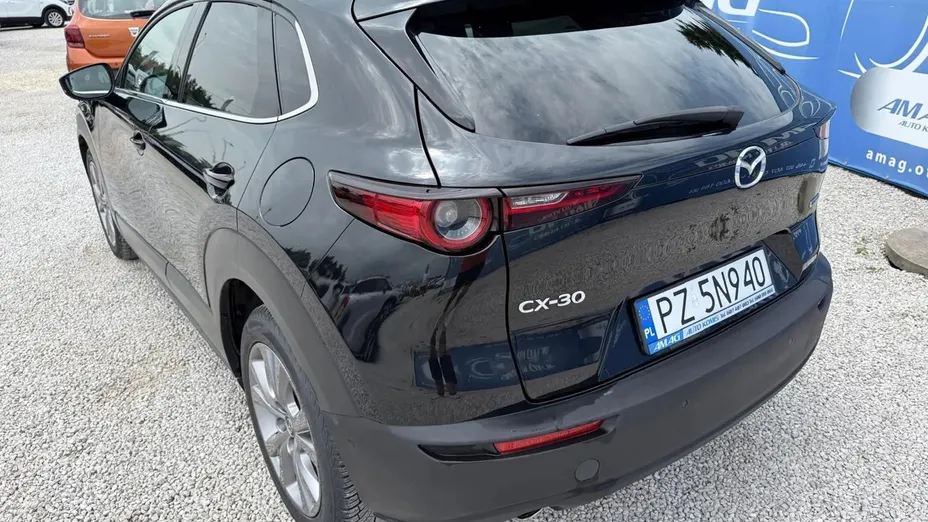 MAZDA CX-30 -