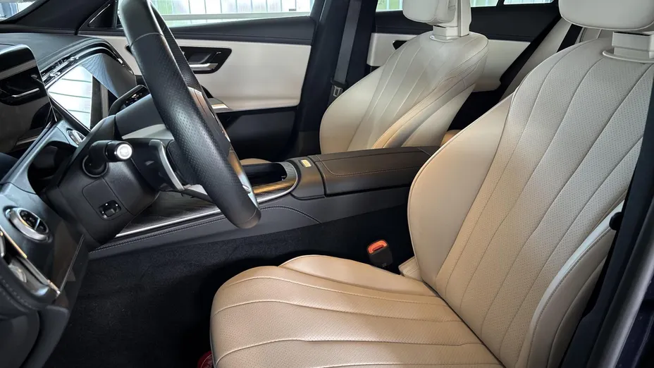 MERCEDES-BENZ E Klasa E 220 d mHEV 4-Matic AMG 9G-Tronic