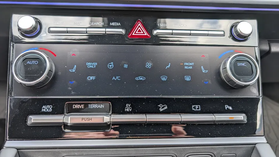 HYUNDAI Santa Fe Santa Fe 1.6 T-GDI PHEV Caligraphy 4WD aut 6os. Nowy