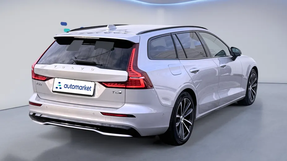 VOLVO V60 V60 T6 AWD Plug-In Hybrid Plus Dark aut