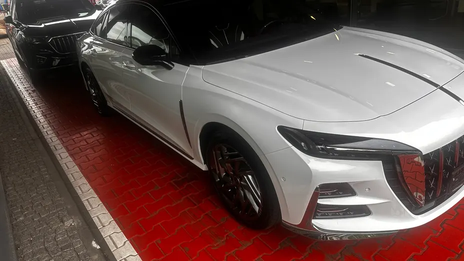 HONGQI H6 H6 2.0T Deluxe aut