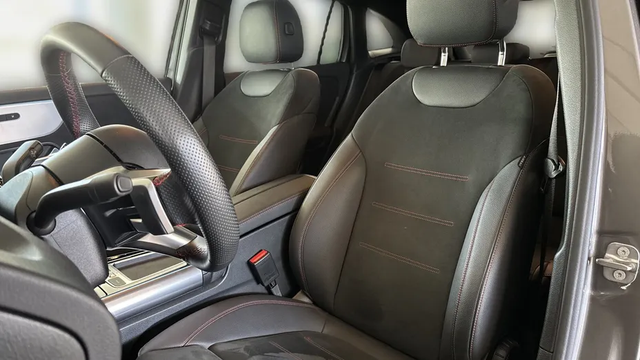MERCEDES-BENZ GLA GLA 200 mHEV AMG Line 7G-DCT