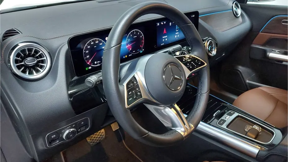 MERCEDES-BENZ GLA GLA 200 mHEV Progressive 7G-DCT
